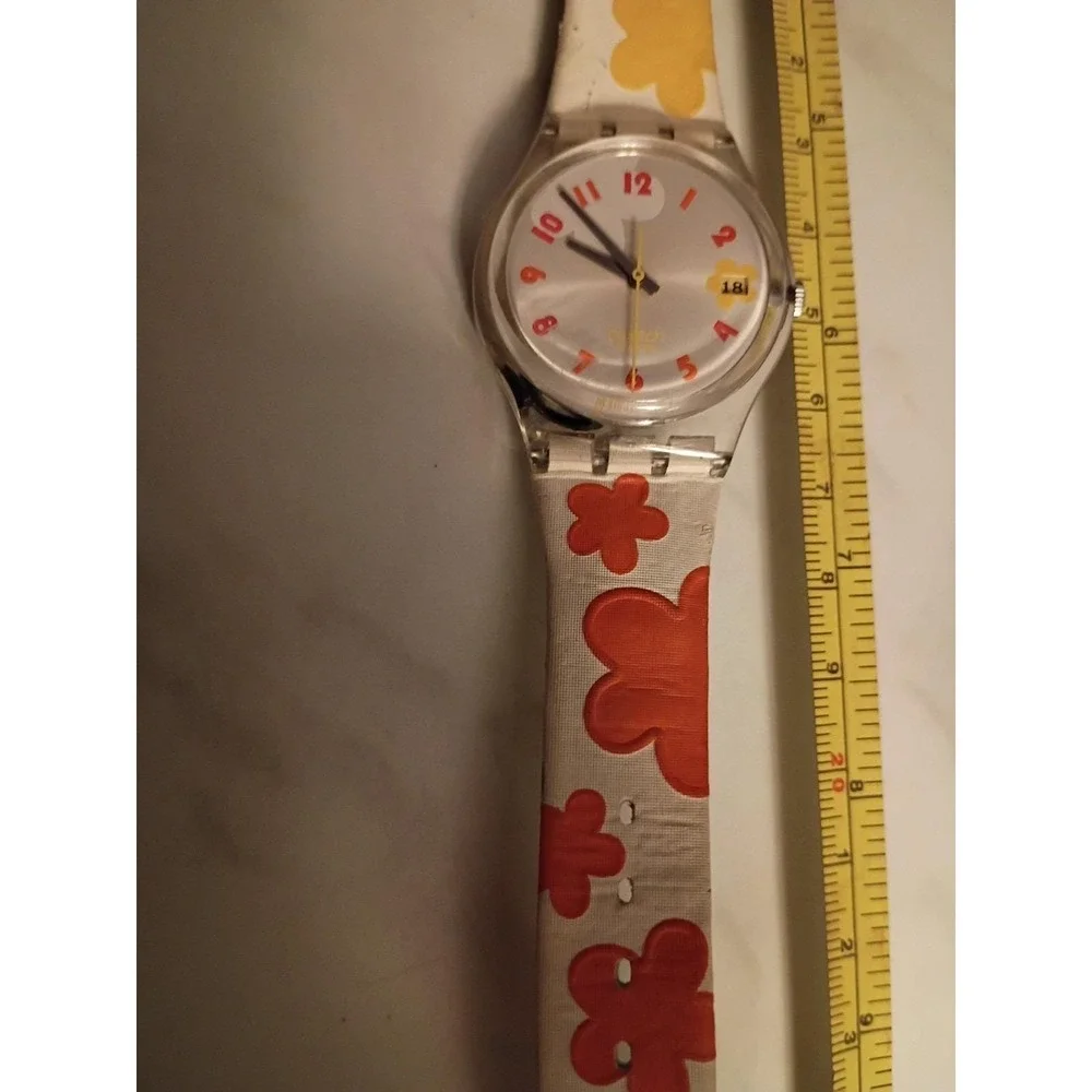 Swatch Watch JUICY HOURS GE402 Orange & Yellow Flower 2004 Needs New Battery